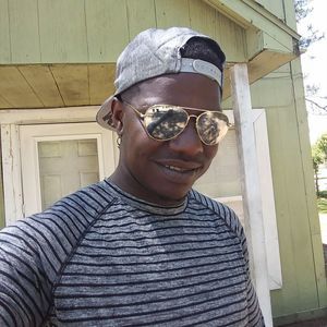 Meet your Posher, Joshua